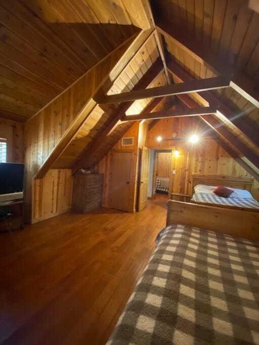 Holiday home Familyfuncabin *